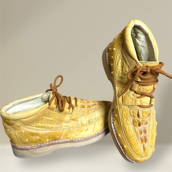 Unisex Crocodile/Ostrich Leather Lightweight and Comfy Shoes - Picture 2 of 9